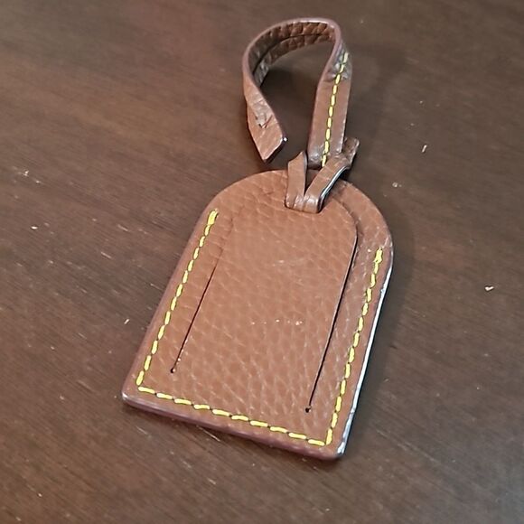 Dooney & Bourke Leather Hang Tag - Picture 2 of 4